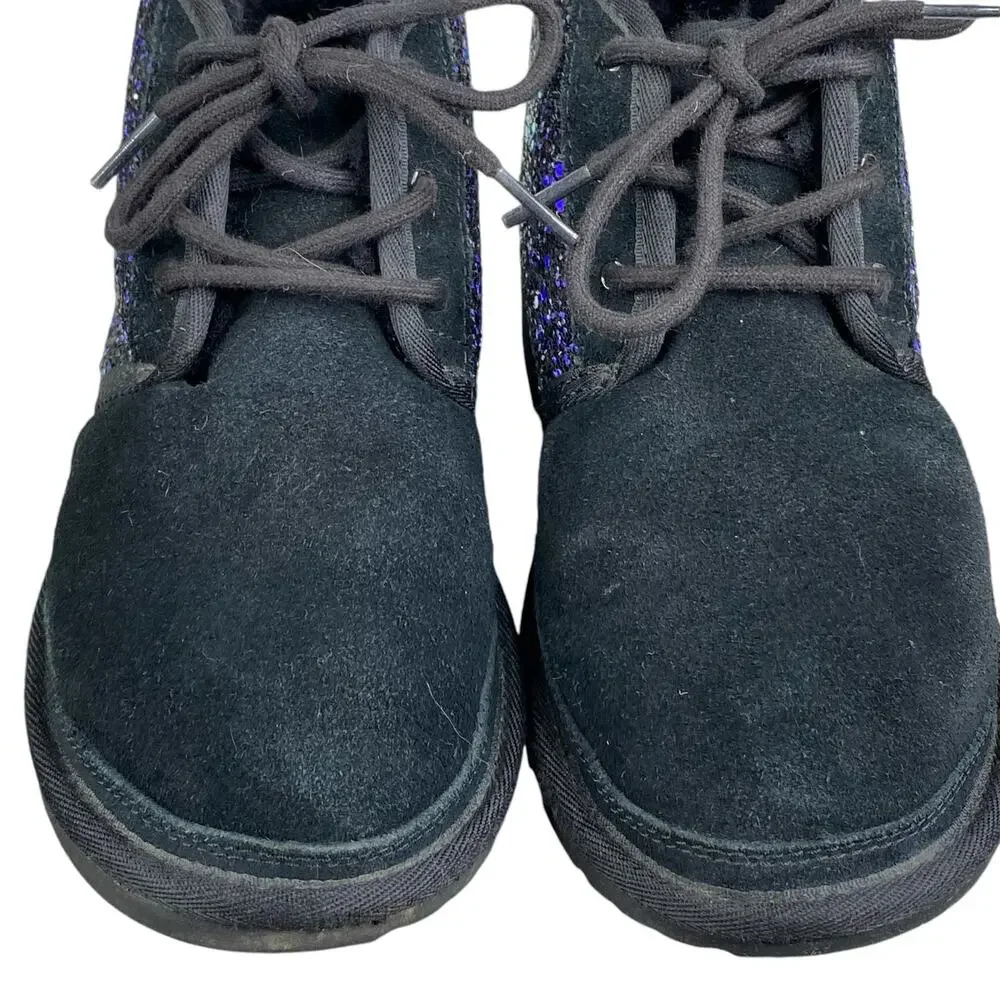 UGG Kids Neumel Cosmos Black Suede Chukka Boot Size US 4